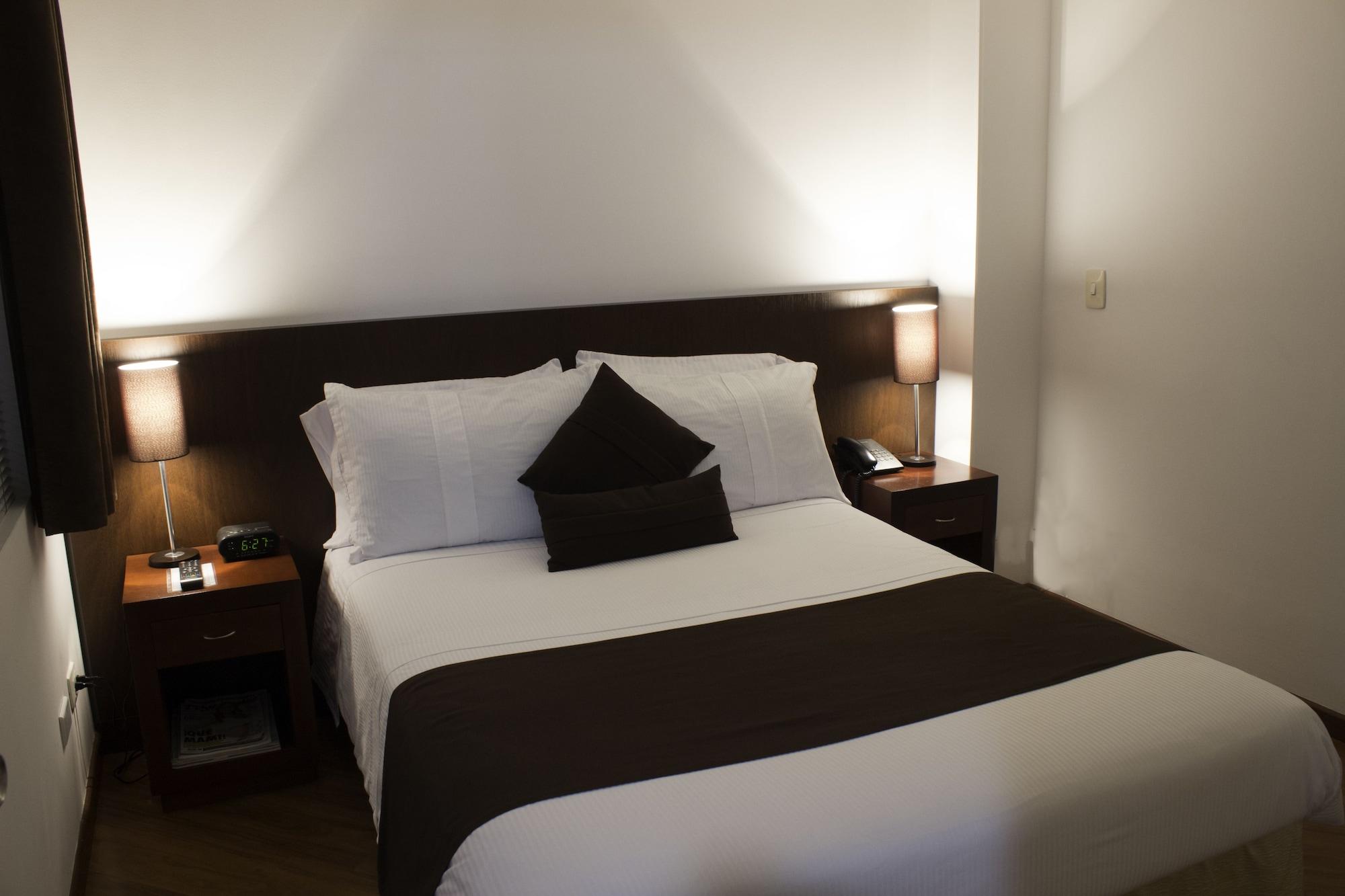 Hotel Casa Galvez Манисалес Екстериор снимка
