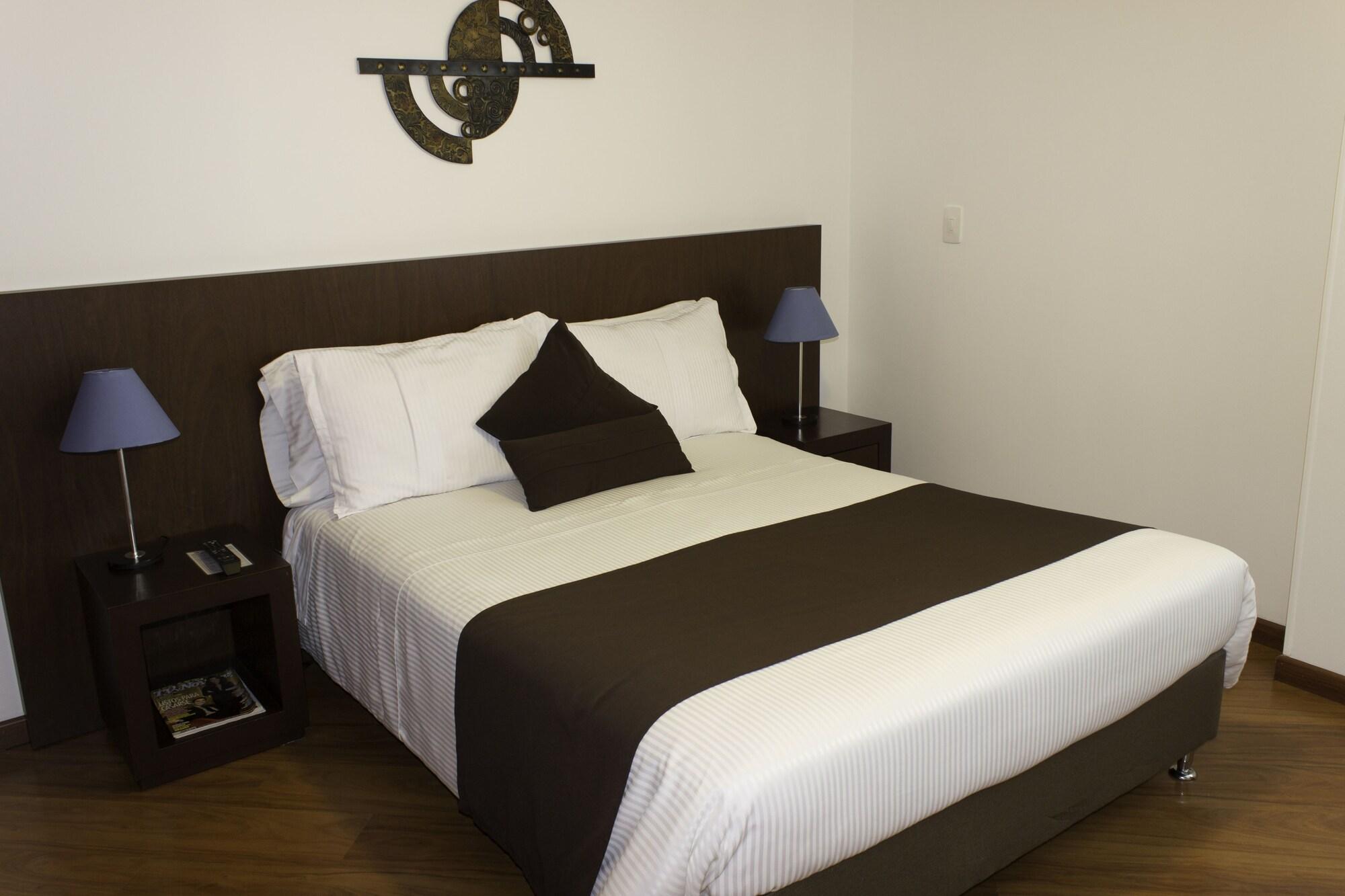 Hotel Casa Galvez Манисалес Екстериор снимка