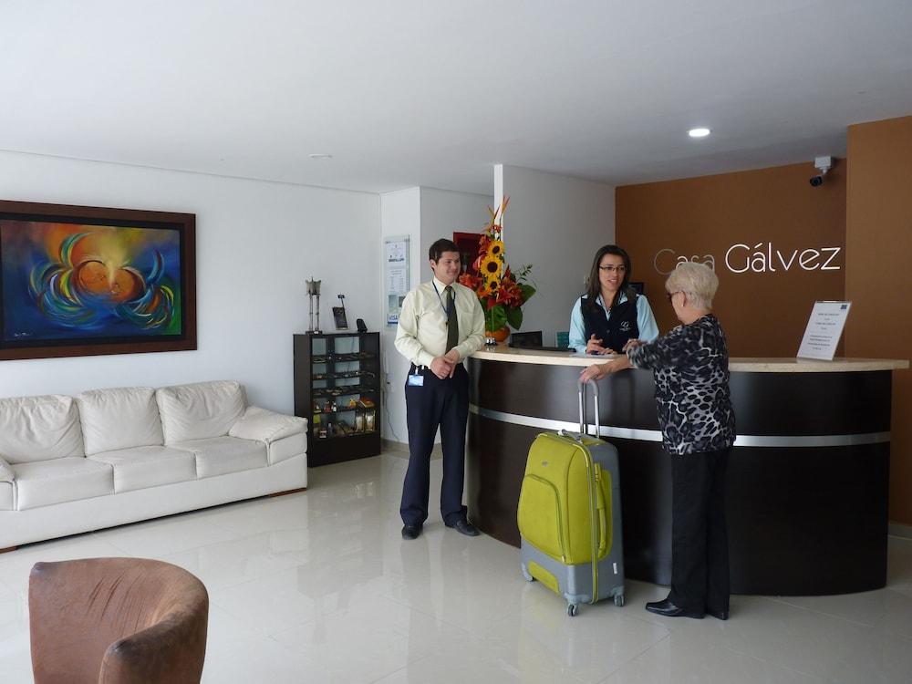 Hotel Casa Galvez Манисалес Екстериор снимка