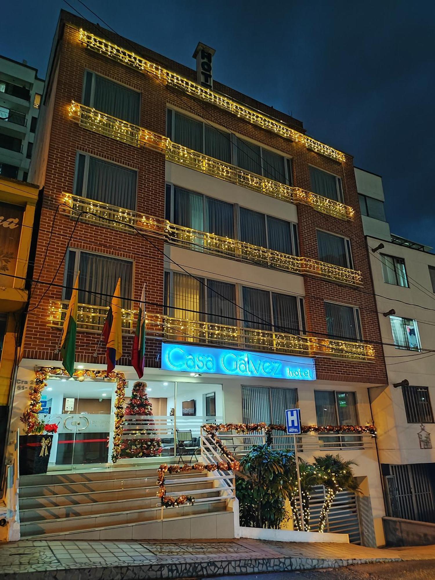 Hotel Casa Galvez Манисалес Екстериор снимка