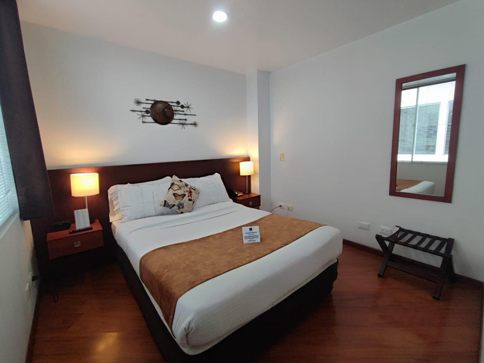 Hotel Casa Galvez Манисалес Екстериор снимка